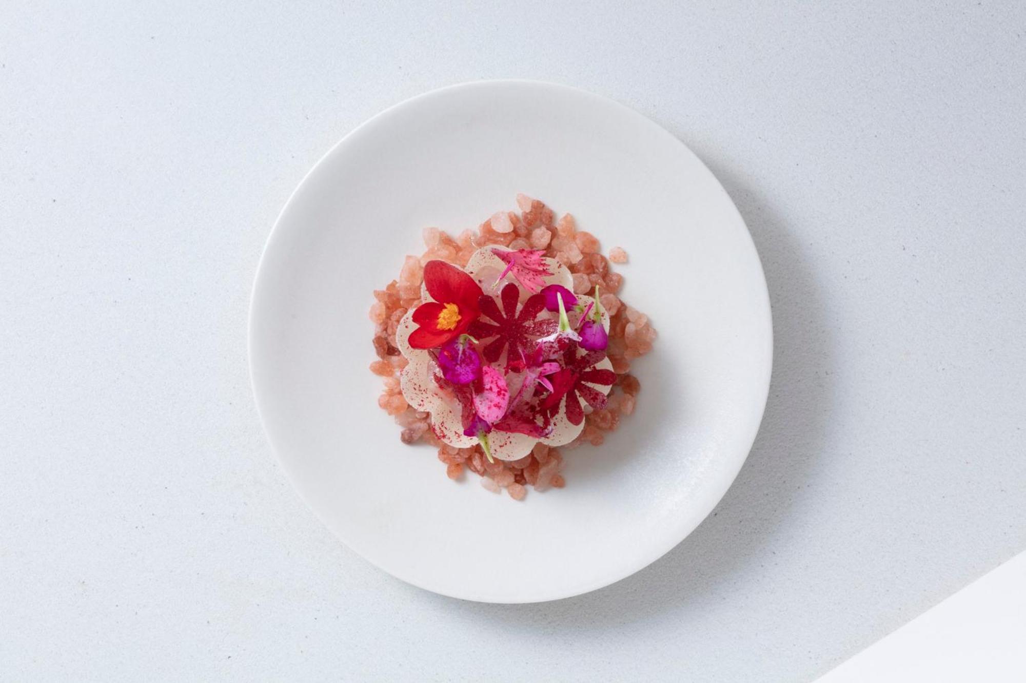 Good Nature Hotel Kjóto Exteriér fotografie A dish by Heston Blumenthal